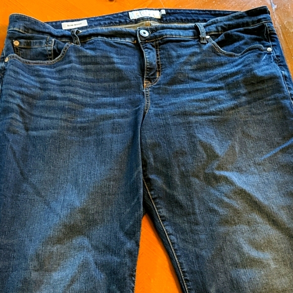Torrid slim boot cut jeans. 22 regular